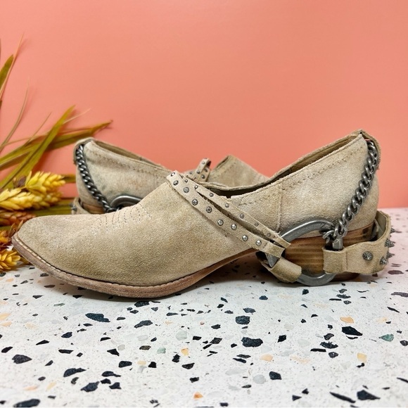 Zadig & Voltaire Parke Suede Leather Chain Pointed Studded Women’s Booties Sz 8 - Picture 6 of 15